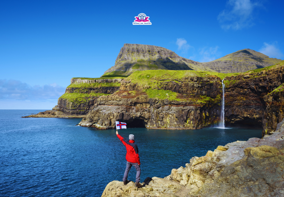 Tour ICELAND – GREENLAND – FAROE năm 2026 - Khám phá đảo băng lớn nhất hành tinh