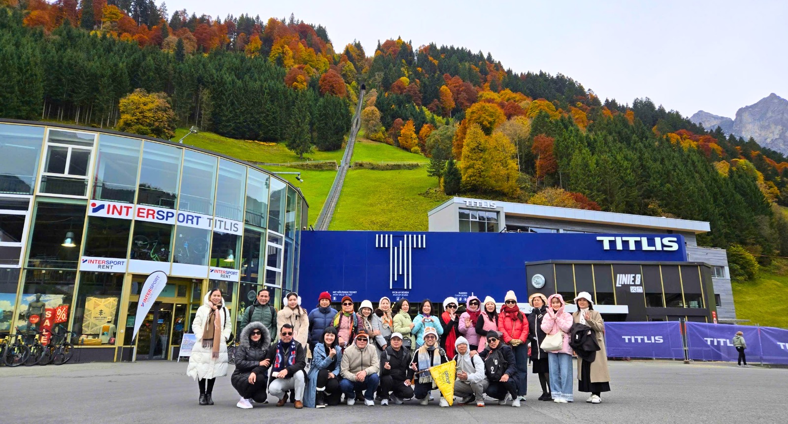 Đoàn khách Tràng An Travel đắm say cùng tour châu Âu 3 nước: PHÁP - THUỴ SĨ - Ý - VATICAN