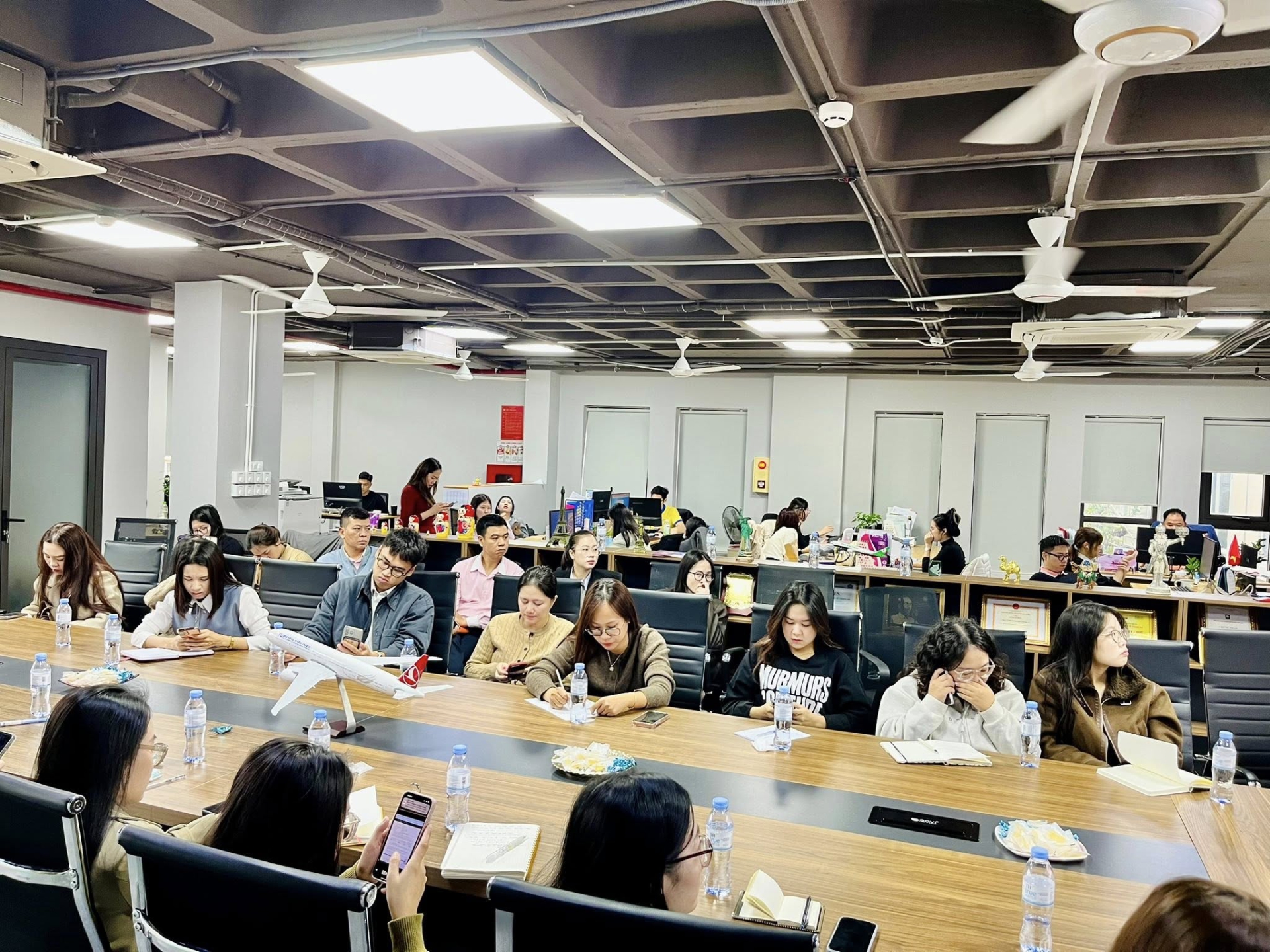 công ty du lịch chuyên tour châu Âu Tràng An Travel