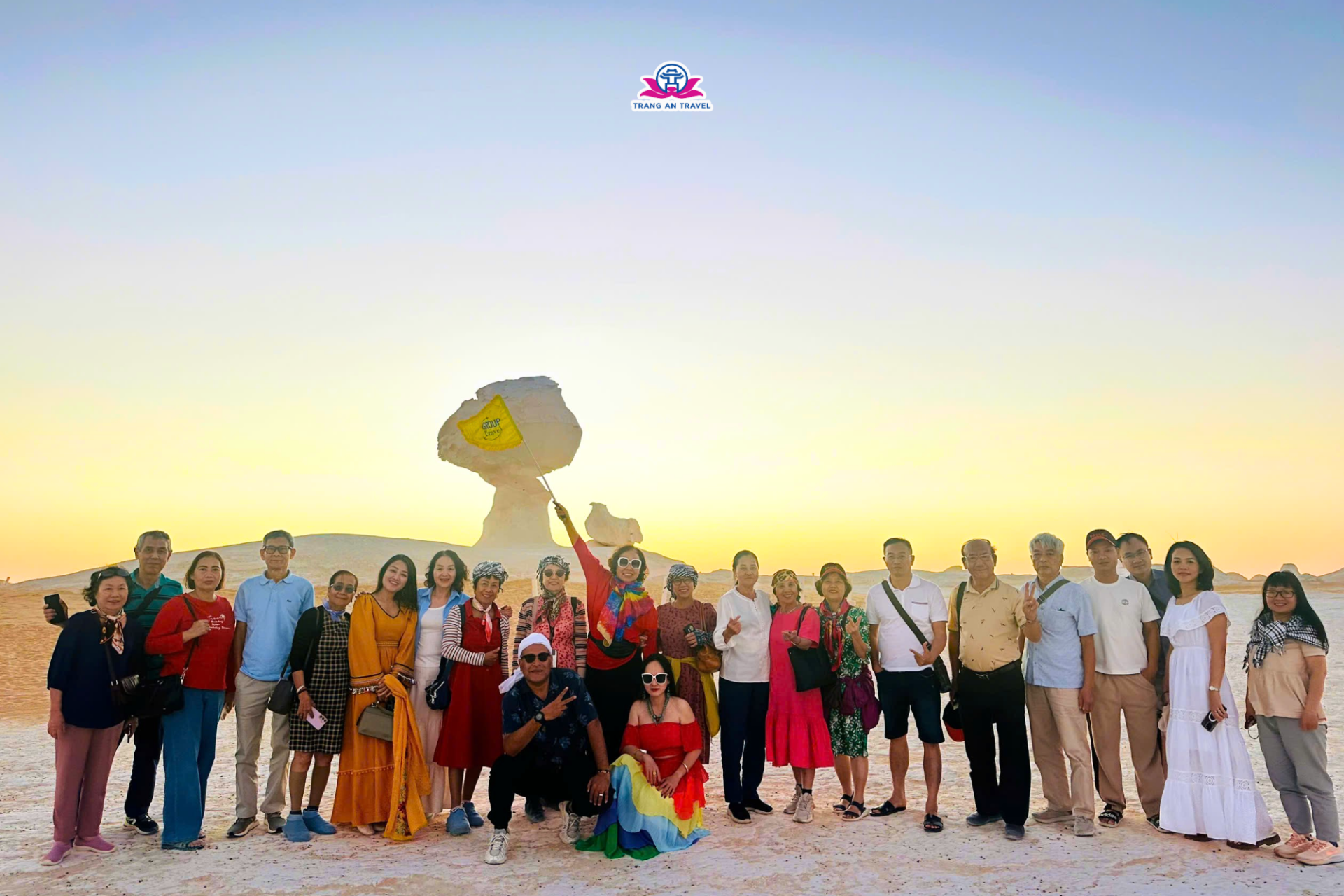 Đoàn du khách AI CẬP