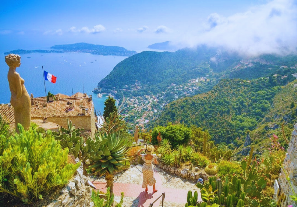 Khám phá ngôi làng Eze quyến rũ khi du lịch miền Nam nước Pháp