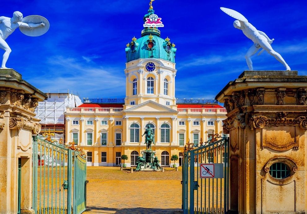 Cung điện Charlottenburg – Vẻ kiêu sa của hoàng gia giữa lòng Berlin hiện đại