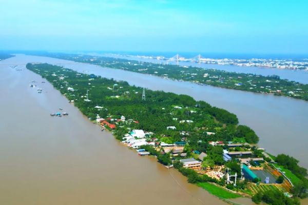 cồn phụng