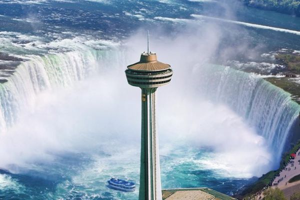 Tháp Skylon Tower ở Boston