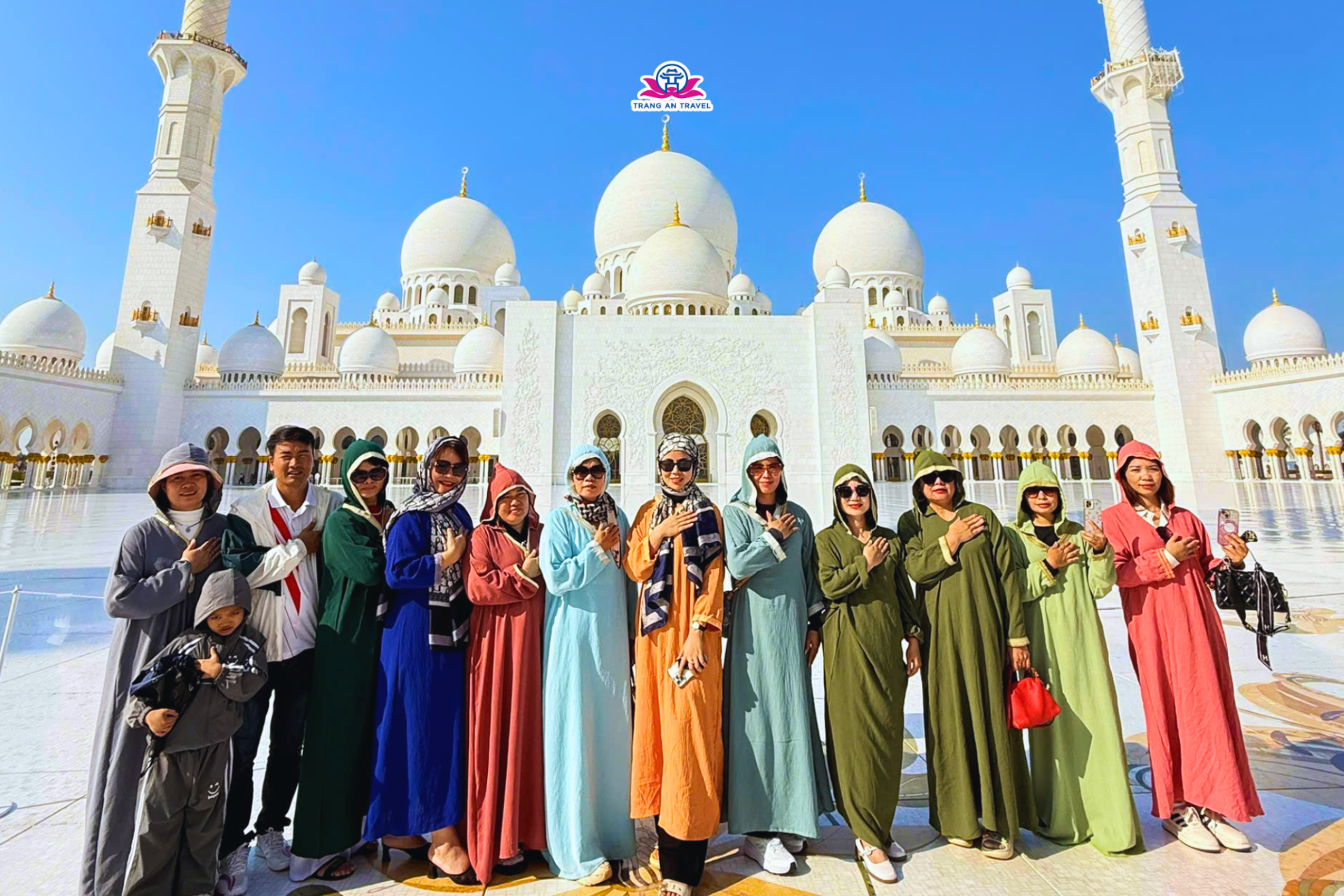 Đoàn du khách DUBAI