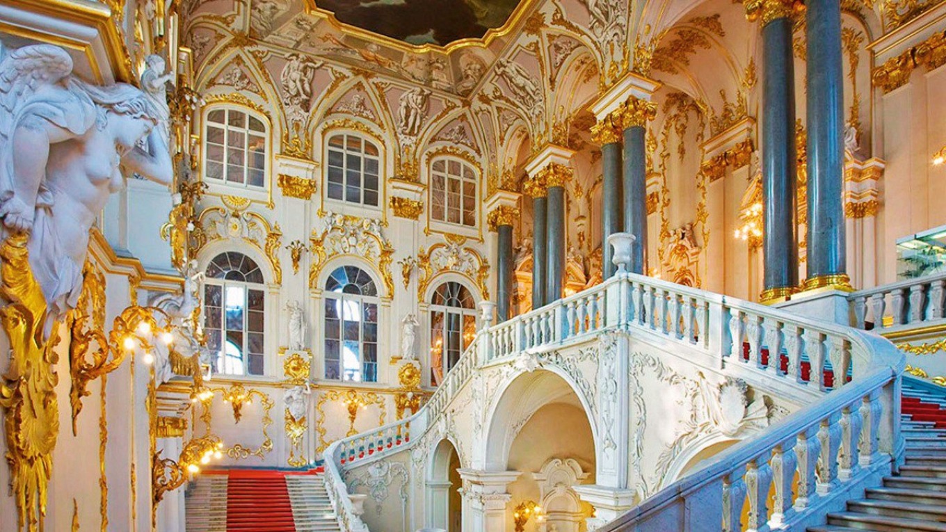 Tham quan bên trong bảo tàng nghệ thuật Hermitage, Nga