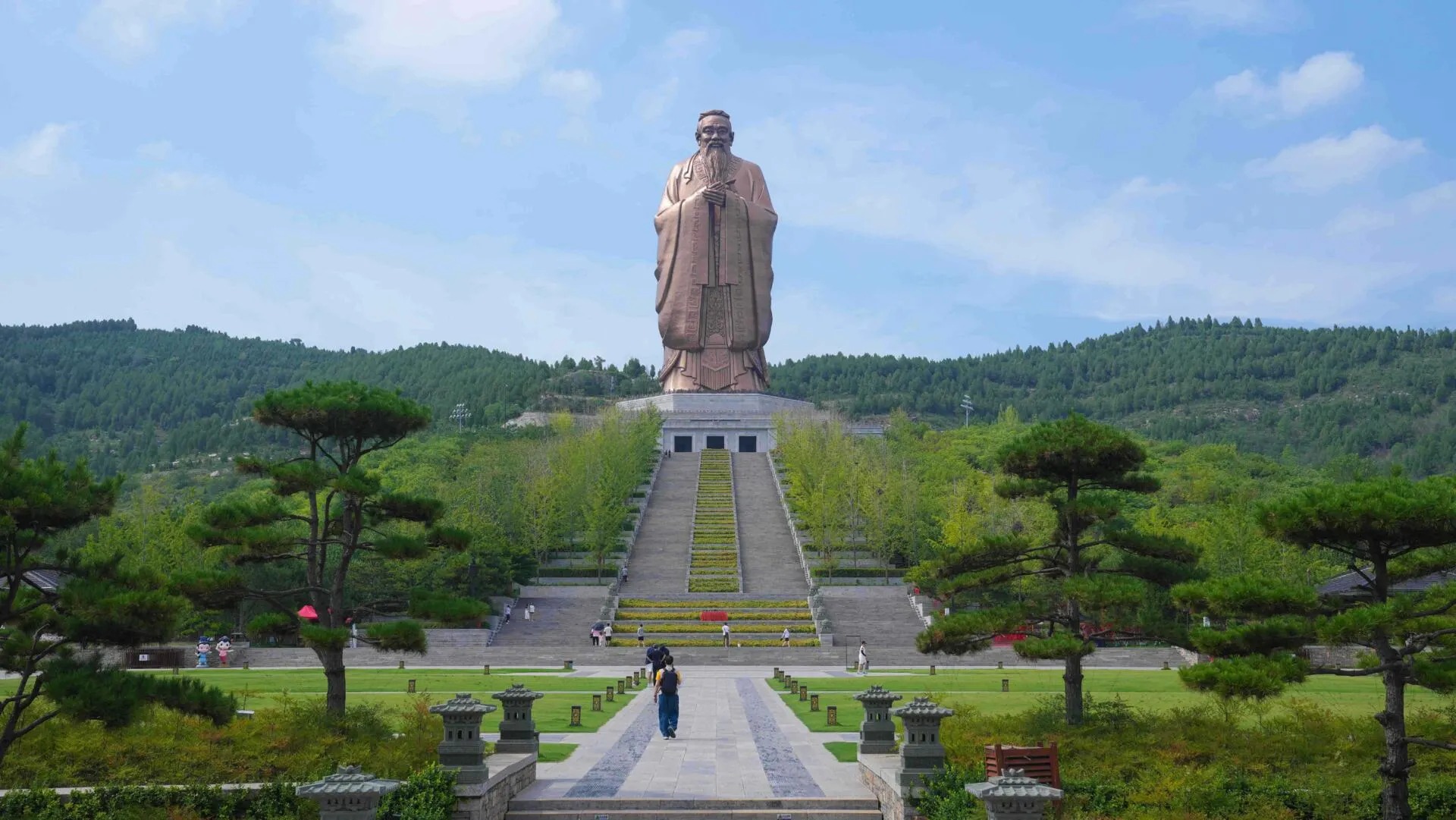 Thánh Cảnh Ni Sơn - Tour Thanh Đảo