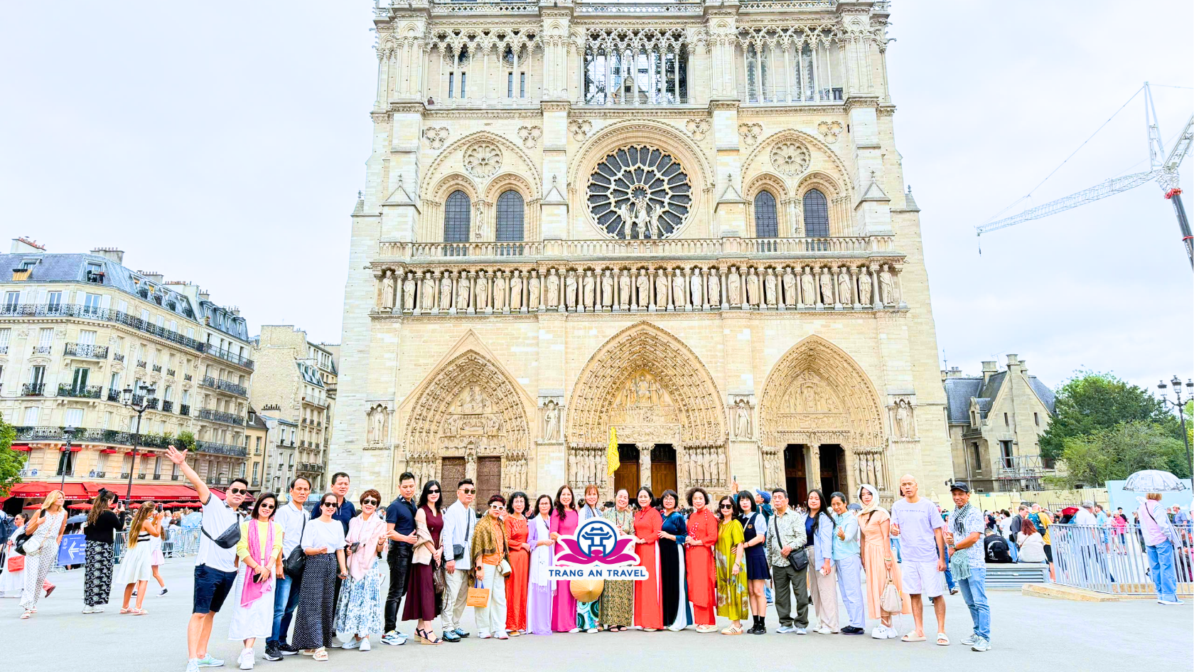 Top tour du lịch thế mạnh làm nên uy tín của Tràng An Travel: Châu Âu – Châu Á – Trung Đông – Châu Phi – Châu Mỹ