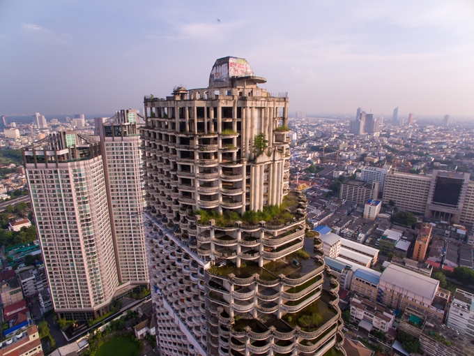 Sathorn Unique – Tòa tháp ‘ma’ đứng vững sau động đất ở Thái Lan