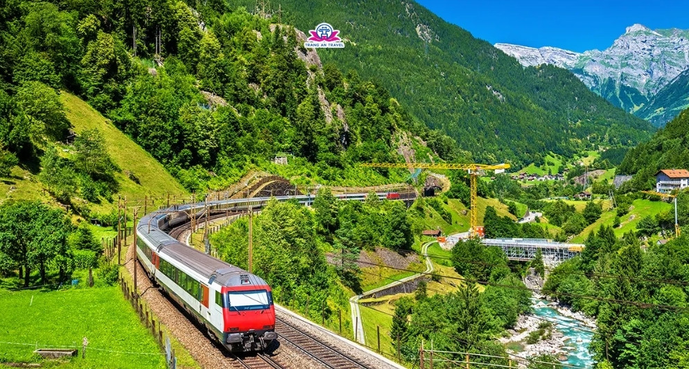 Du lịch châu Âu kết hợp tàu hỏa: Trải nghiệm văn minh, lãng mạn và thuận tiện