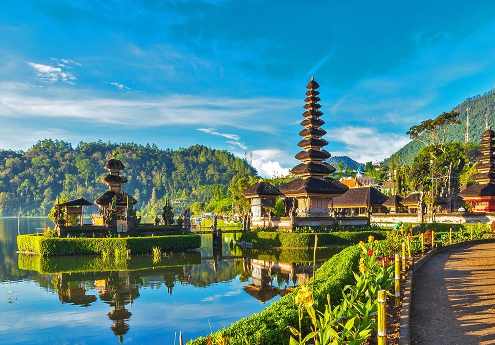 Những Quốc Gia Miễn Visa Cho Người Việt Năm 2026 Mới Nhất
