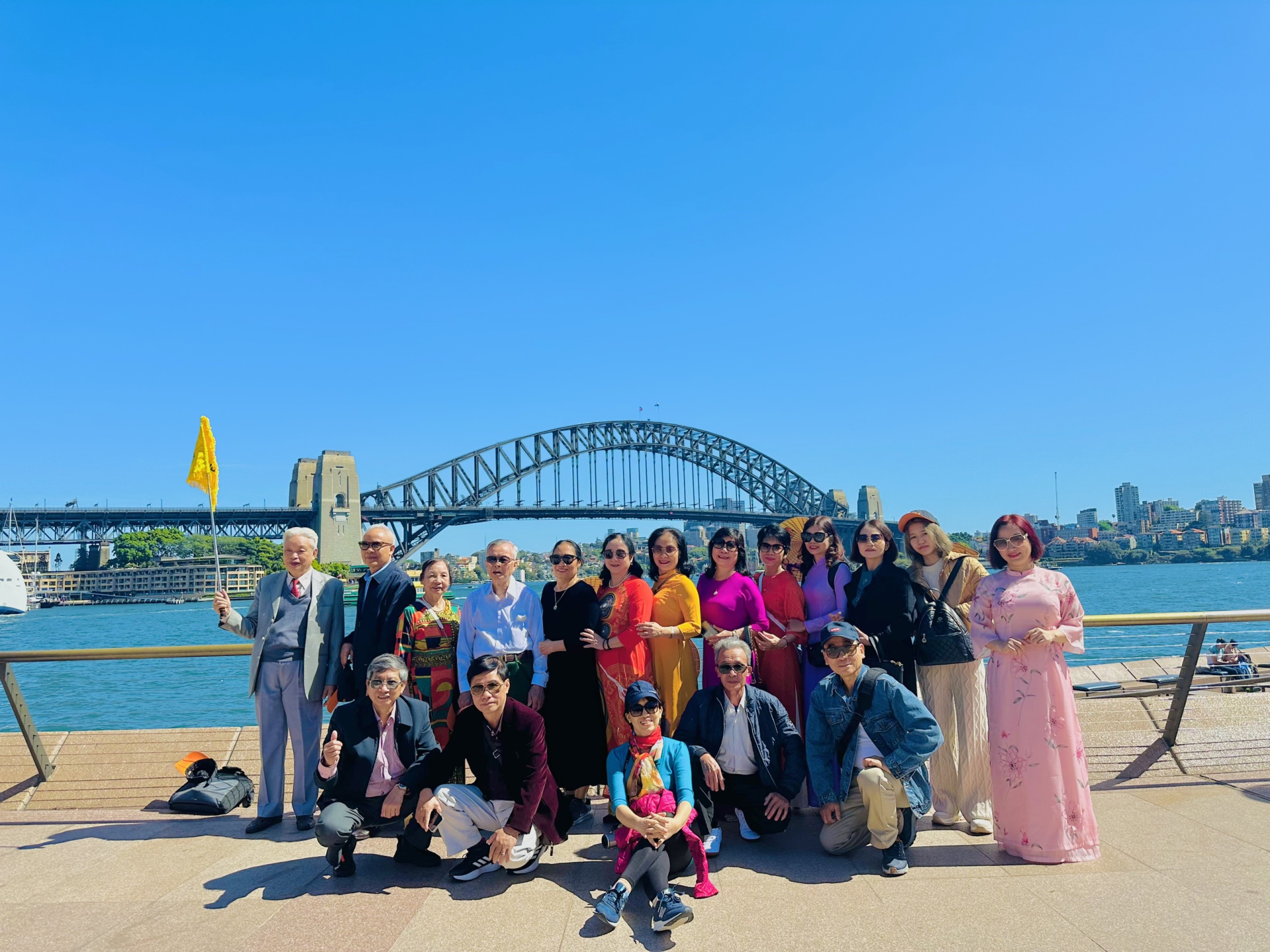 DU LỊCH ÚC THÁNG 6: BẢN GIAO HƯỞNG CỦA TUYẾT TRẮNG, ÁNH SÁNG VÀ NẮNG VÀNG