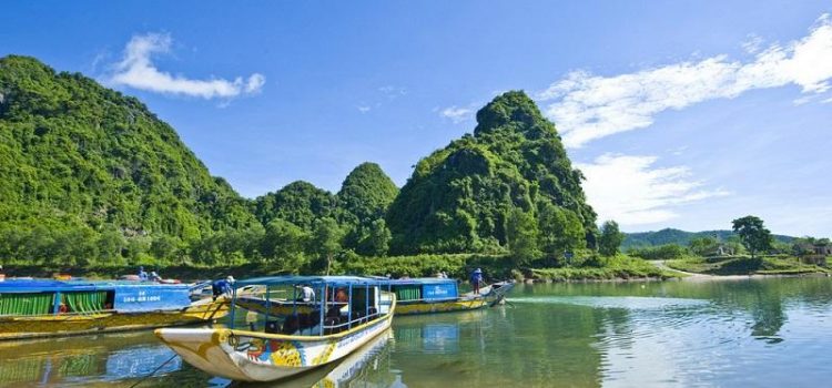 TOUR: QUẢNG BÌNH - VŨNG CHÙA ĐẢO YẾN – BÃI ĐÁ NHẢY  - HANG TÁM CÔ - ĐỘNG PHONG NHA 3N4Đ - TÀU GIƯỜNG NẰM