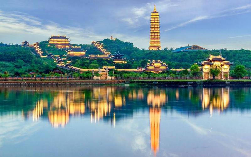 Du lịch Ninh Bình: Tràng An - Bái Đính - Hoa Lư- Tam Cốc