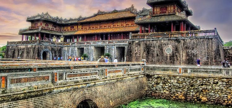7 địa điểm tốt nhất bạn nên ghé thăm khi đi du lịch Việt Nam mùa hè