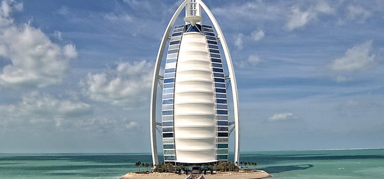Những điều bạn cần biết trước khi ghé thăm khách sạn Burj Al Arab