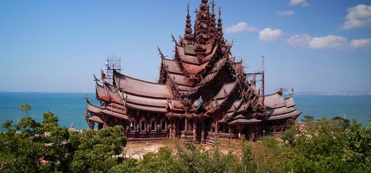 Khám phá công trình kiến trúc tôn giáo Sanctuary of Truth, Pattaya
