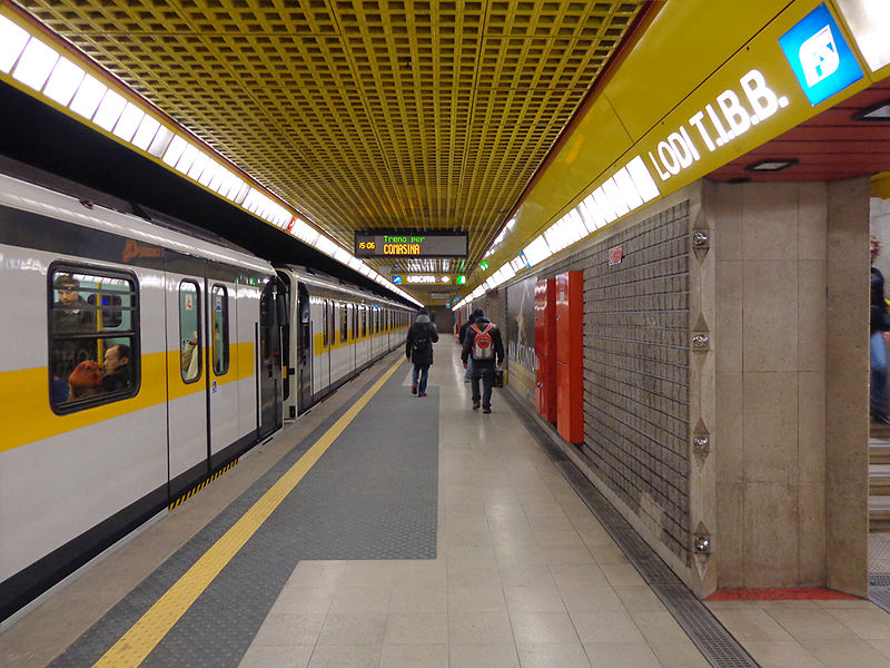 Đi du lịch Châu Âu nên đi tàu điện ngầm