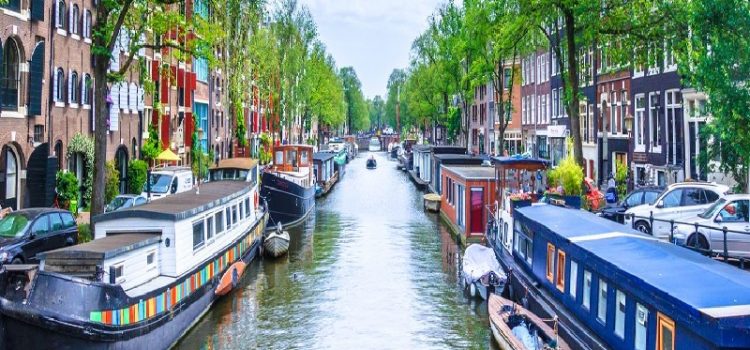 Chi phí đi du lịch Hà Lan