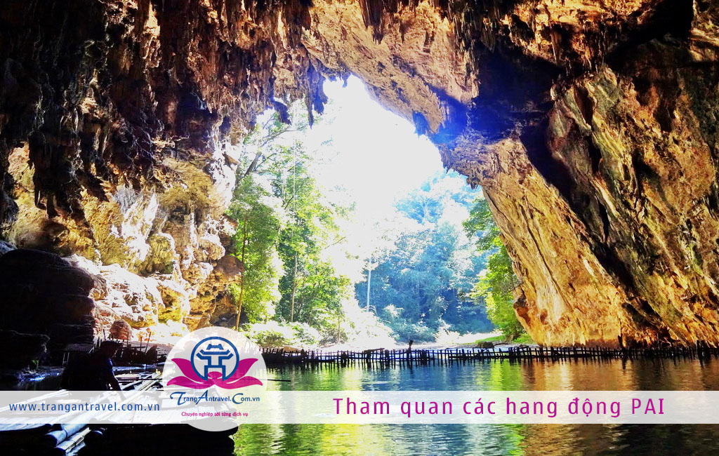 Thăm quan hang động ở Pai