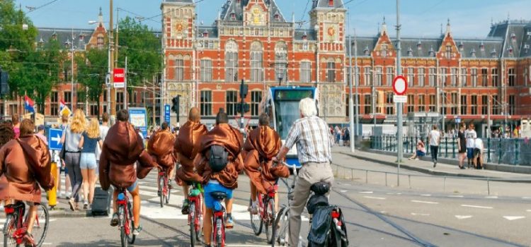 Đi xe đạp ở Hà Lan