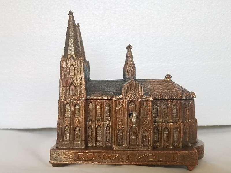 Bức tượng Nhà thờ Cologne