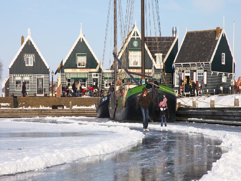 Marken