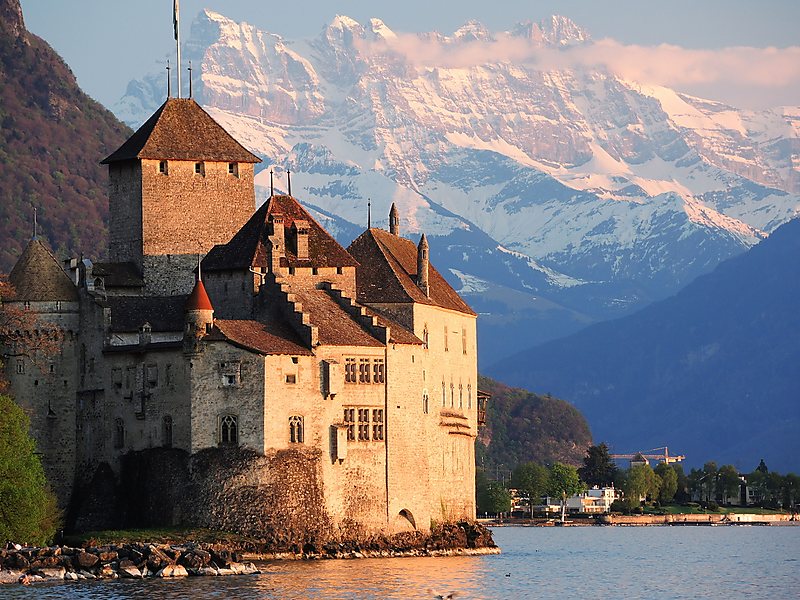 Lâu đài Chillon: Câu chuyện cổ tích bên bờ hồ Geneva, Thụy Sĩ