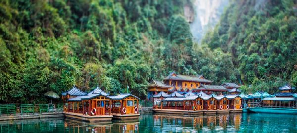 Hồ Bảo Phong - tour du lịch Trung Quốc
