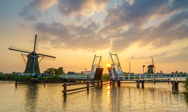 ngôi làng cối xay gió Kinderdijk