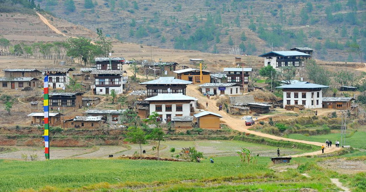 du lịch Bhutan mùa hè