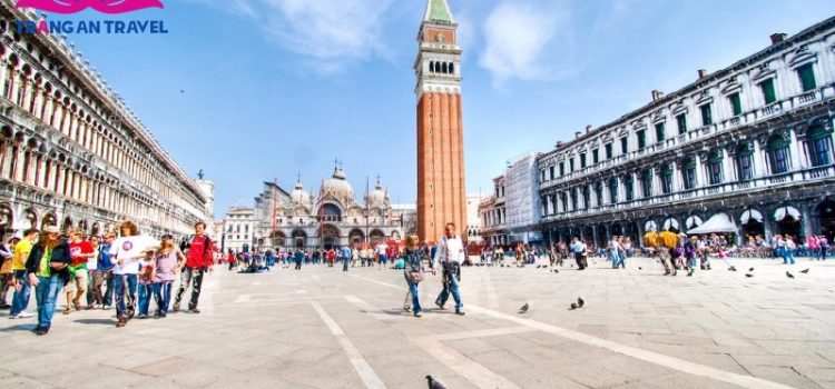Quảng trường Piazza San Marco