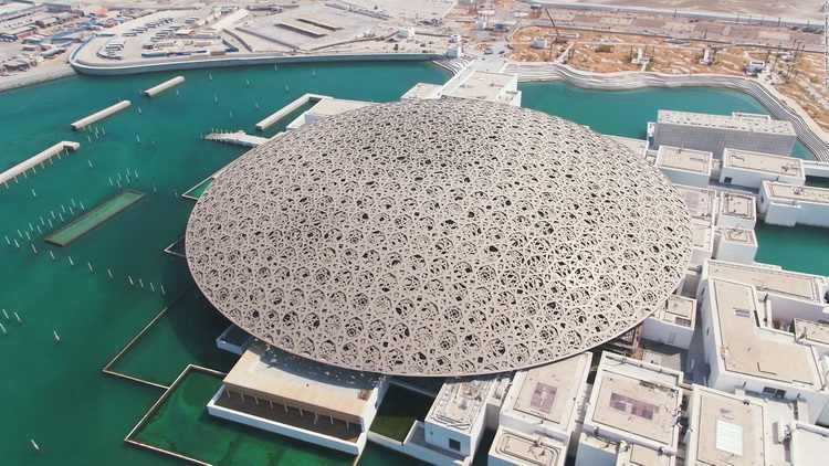 bảo tàng Louvre Abu Dhabi