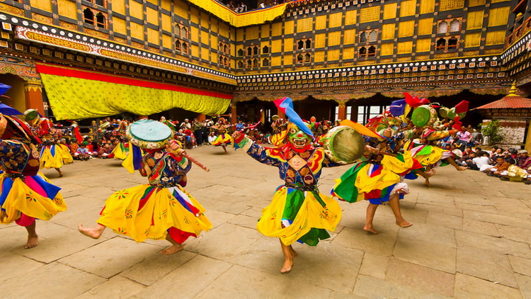 du lịch Bhutan mùa hè