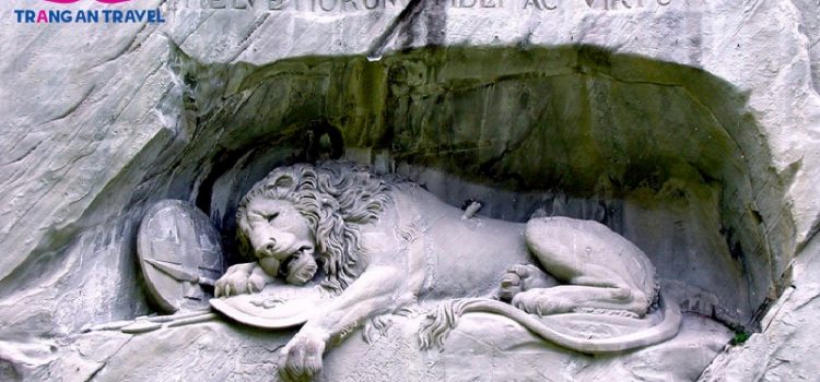 Câu chuyện bi tráng đằng sau Tượng đài sư tử ở Lucerne