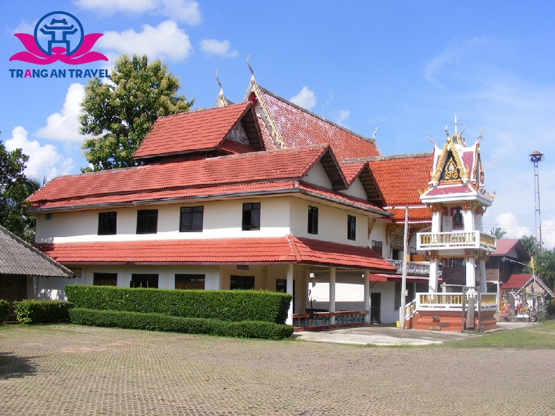 Wat Pho Si Nai