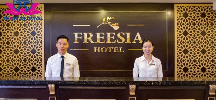 Combo du lịch Sapa 2n1đ: vé xe + phòng nghỉ Freesia Sapa Hotel