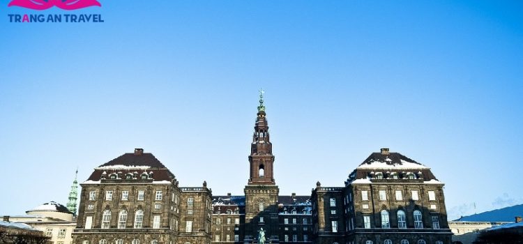 Cung điện Christiansborg