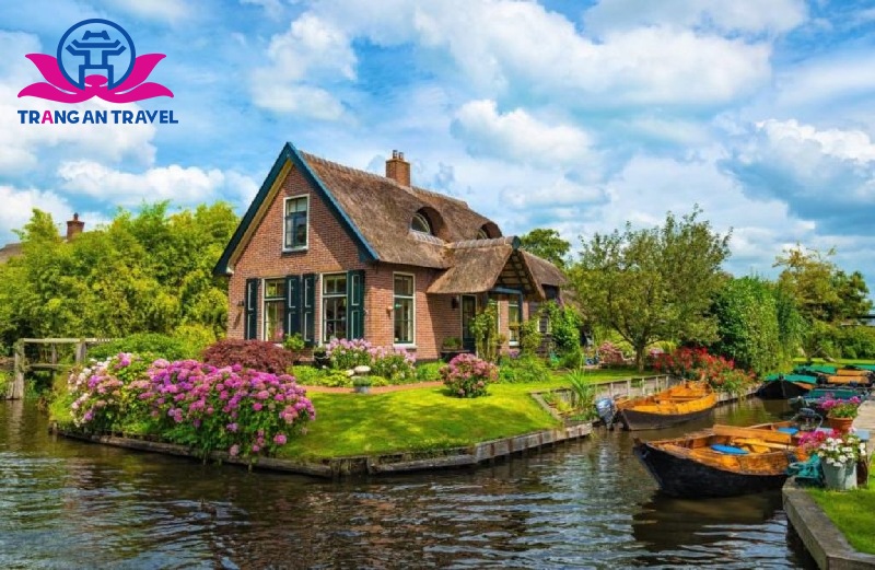 Làng Giethoorn - Venice của phương Bắc