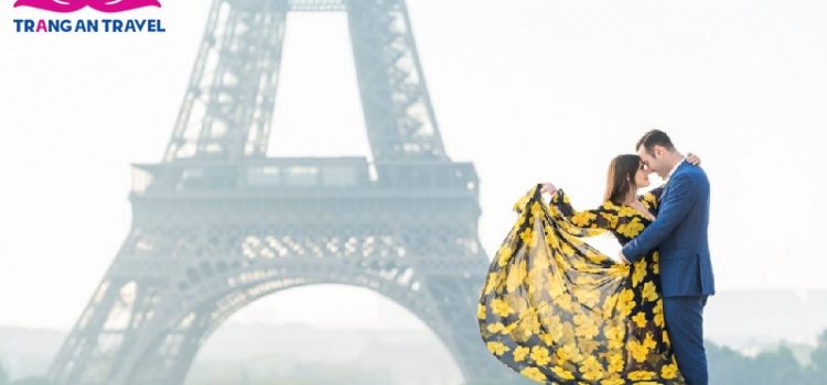 Tháp Eiffel - điểm đến lãng mạn nhất thế giới
