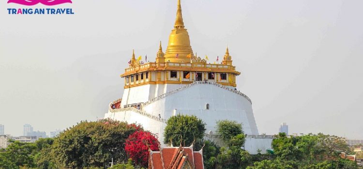 Đi du lịch Bangkok, đừng quên ghé thăm những ngôi chùa linh thiêng này