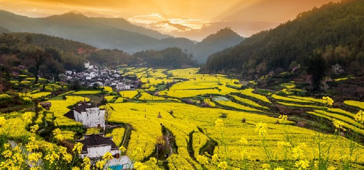 Top 10 thành phố nhỏ xinh đẹp ở Trung Quốc