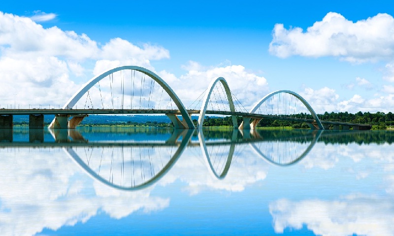 Cầu Juscelino Kubitschek, Brazil