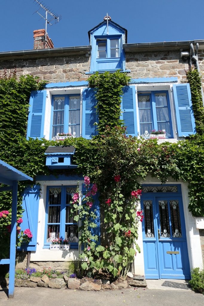Ngôi làng Saint Suliac, Brittany