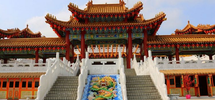 9 ngôi chùa linh thiêng và nổi tiếng nhất tại Việt Nam