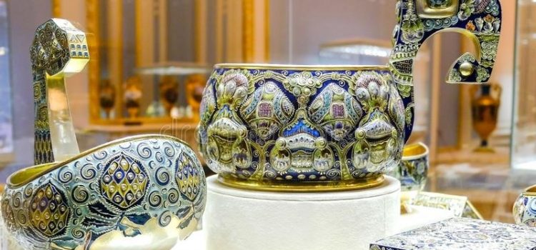 Hiện vật được trưng bày bên trong Bảo tàng Faberge