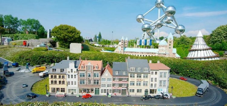 Công viên Mini-Europe được đặt tại Bruparck B-1020 Brussels