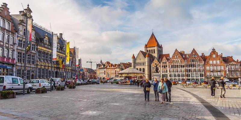 Quảng trường chợ lớn Tournai