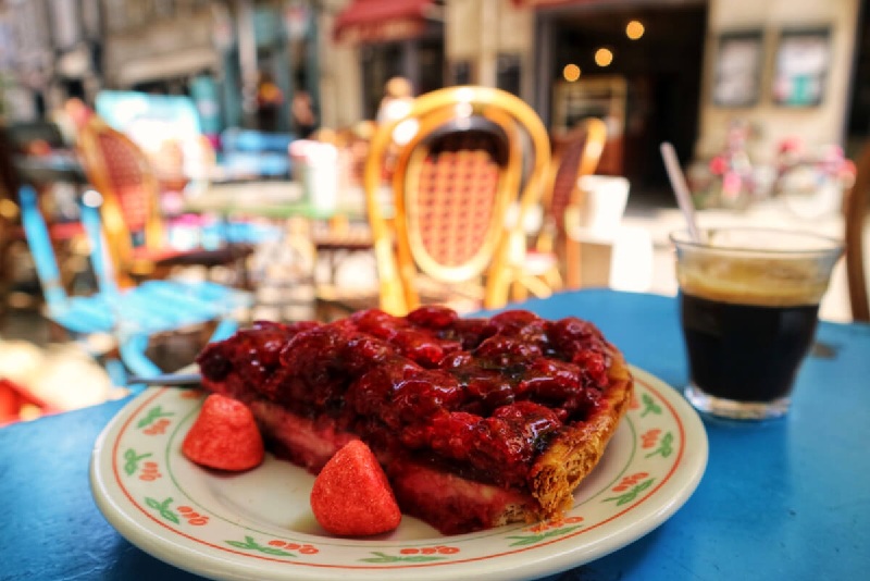 Thưởng thức các món ăn ngon ở Avignon