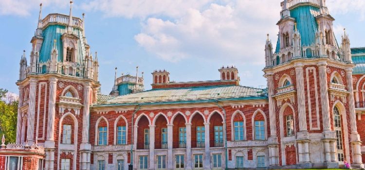 7 cung điện giống như trong truyện cổ tích ở Moscow
